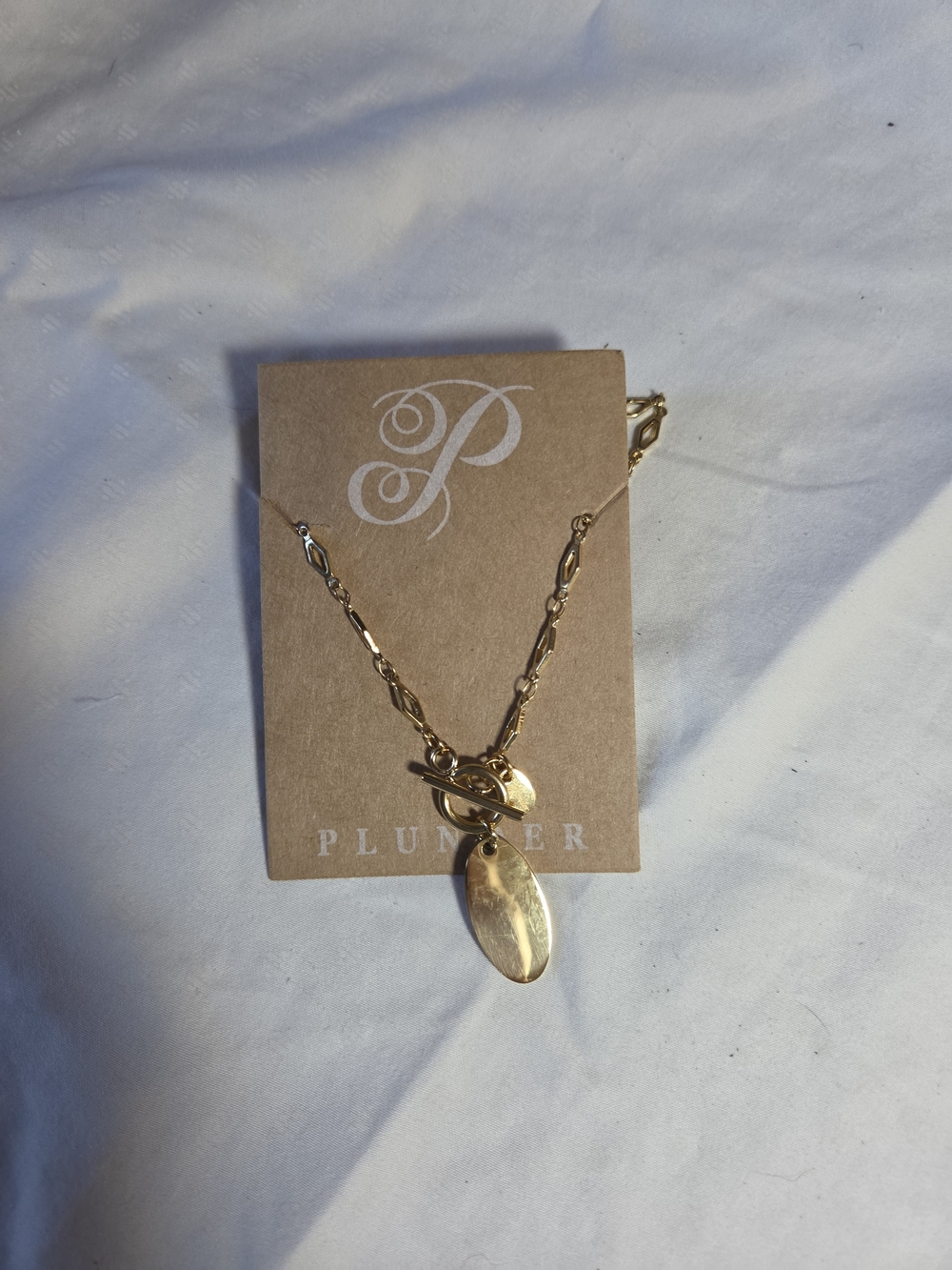 Plunder Gold Oval Toggle Charm Necklace